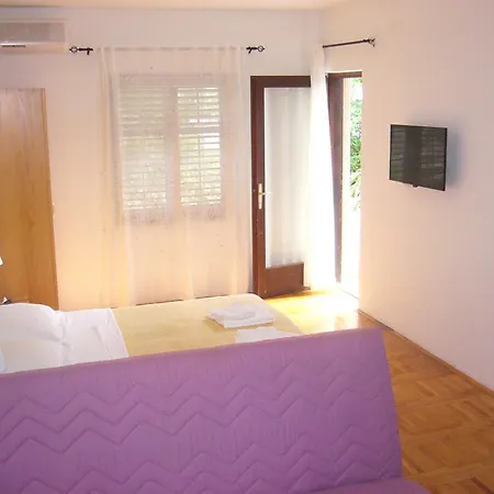 Stella Maris Klenovica