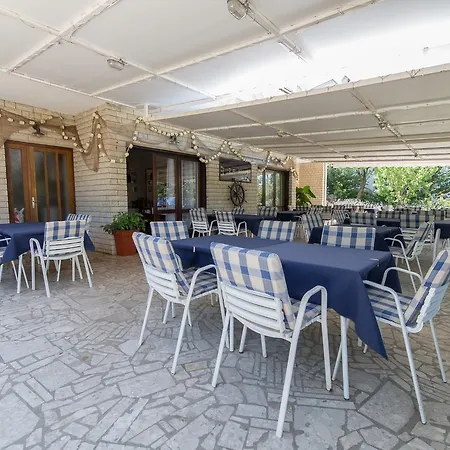 Stella Maris Klenovica